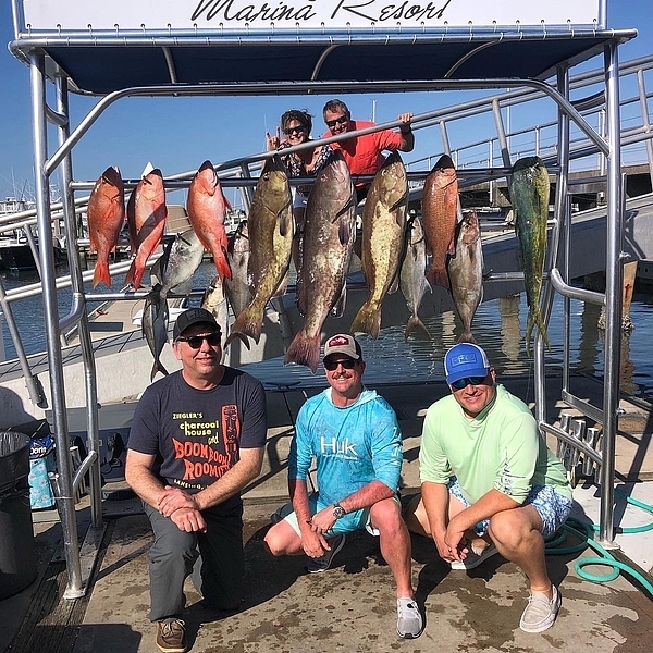202604292238394_staugustinefishingchartersjodielynnchartersphotobomb